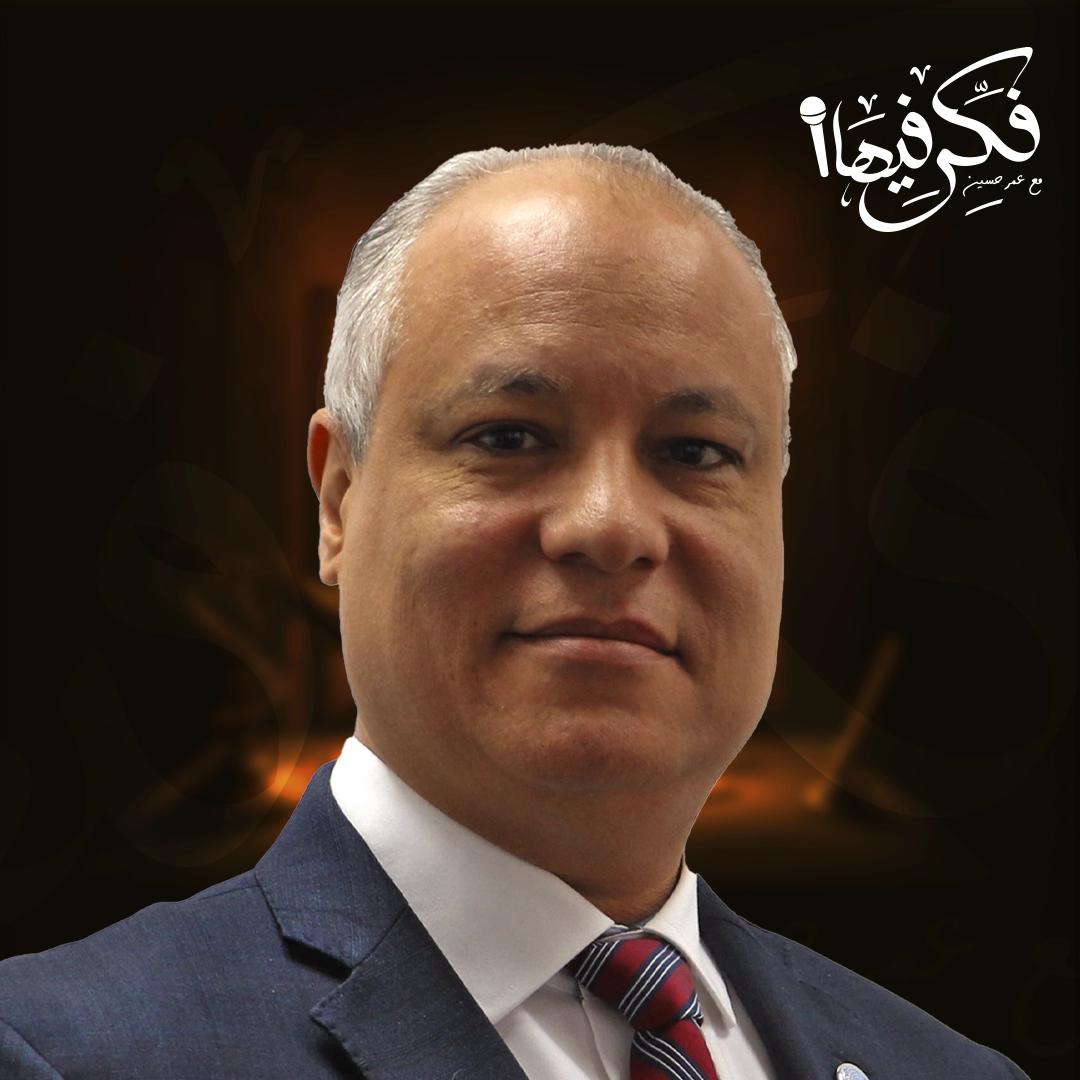 غلاف حلقة  اللاجئين مع خالد خليفة